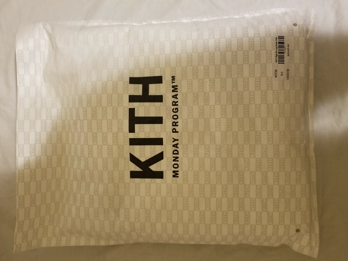 人気話題コラボ！Kith x Biggie Classic Logo Hoodie White Kith X Biggie Small The Notorious BIGGIE CLASSIC LOGO HOODIE