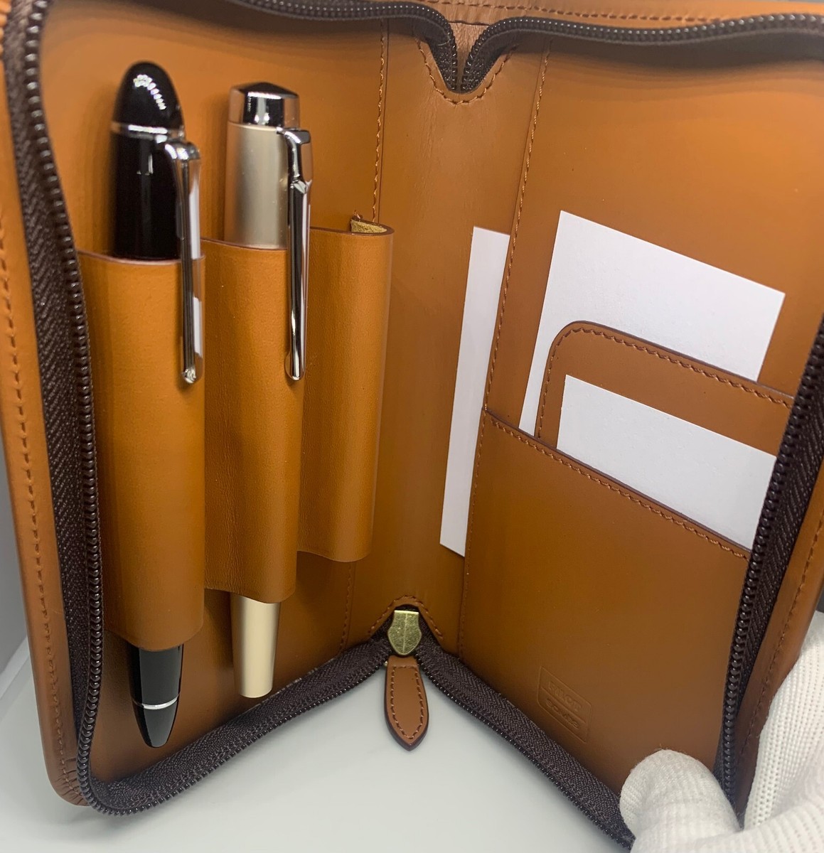 Near Mint] PILOT and SOMES Leather Round Zipper Pen Case for 3