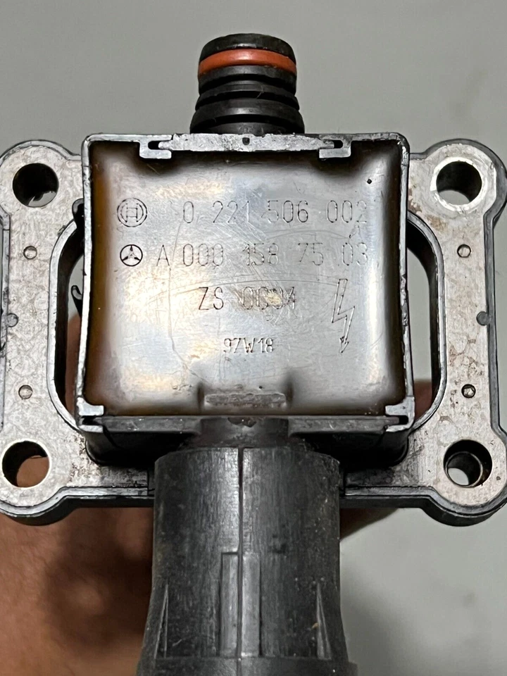 1994-1999 Mercedes W140 Ignition Coil S320 6I Bosch 0-221-506-002 - Image 4 of 4