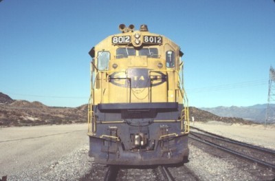 ATSF 8012 C30-7 SUMMIT CA (SANTA FE) ORIGINAL SLIDE 09-03-83 T11-11
