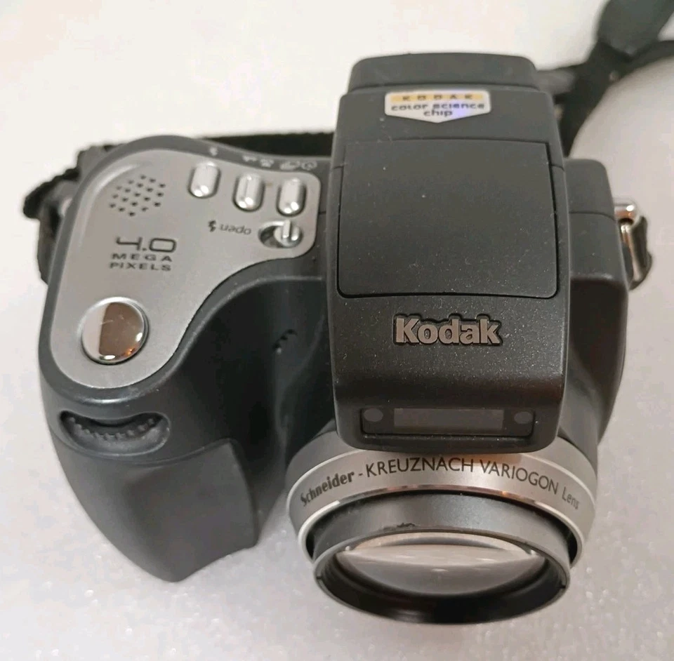 Kodak EasyShare DX6490 4.0MP Digital Camera - Black - Image 4 of 4