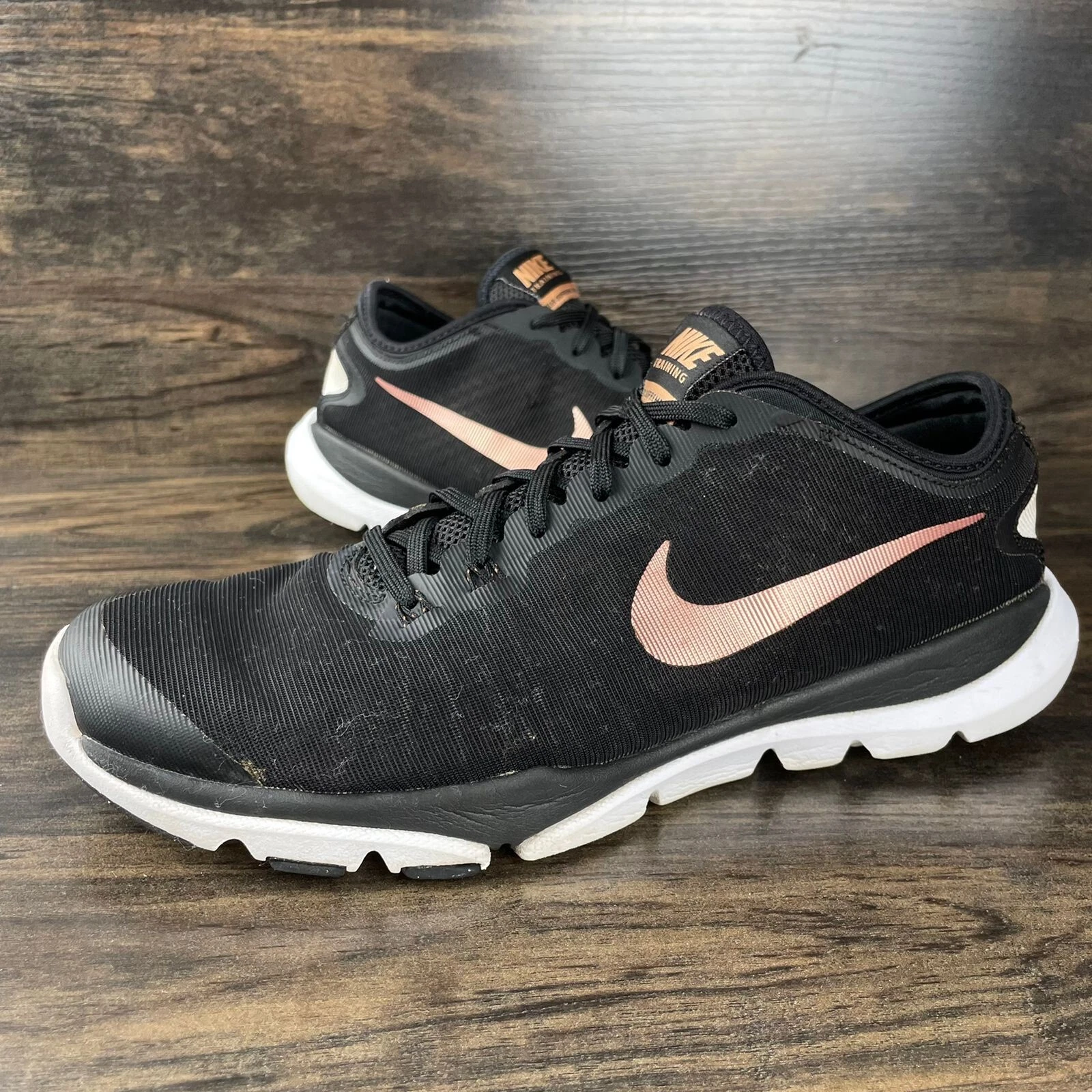 Baskets noires Nike Flex Supreme TR4 Athletic Running Performance pour femme taille 11
