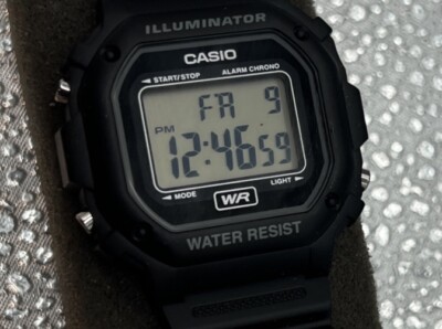 CASIO ILLUMINATOR WATCH -  3224  F-108WH Open Box Display