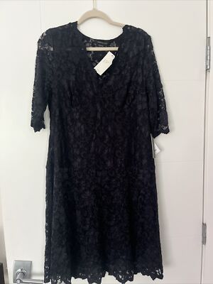 chinese dress ladies Lace Strapless V Neckline Gown – BCBGMAXAZRIA main image 1