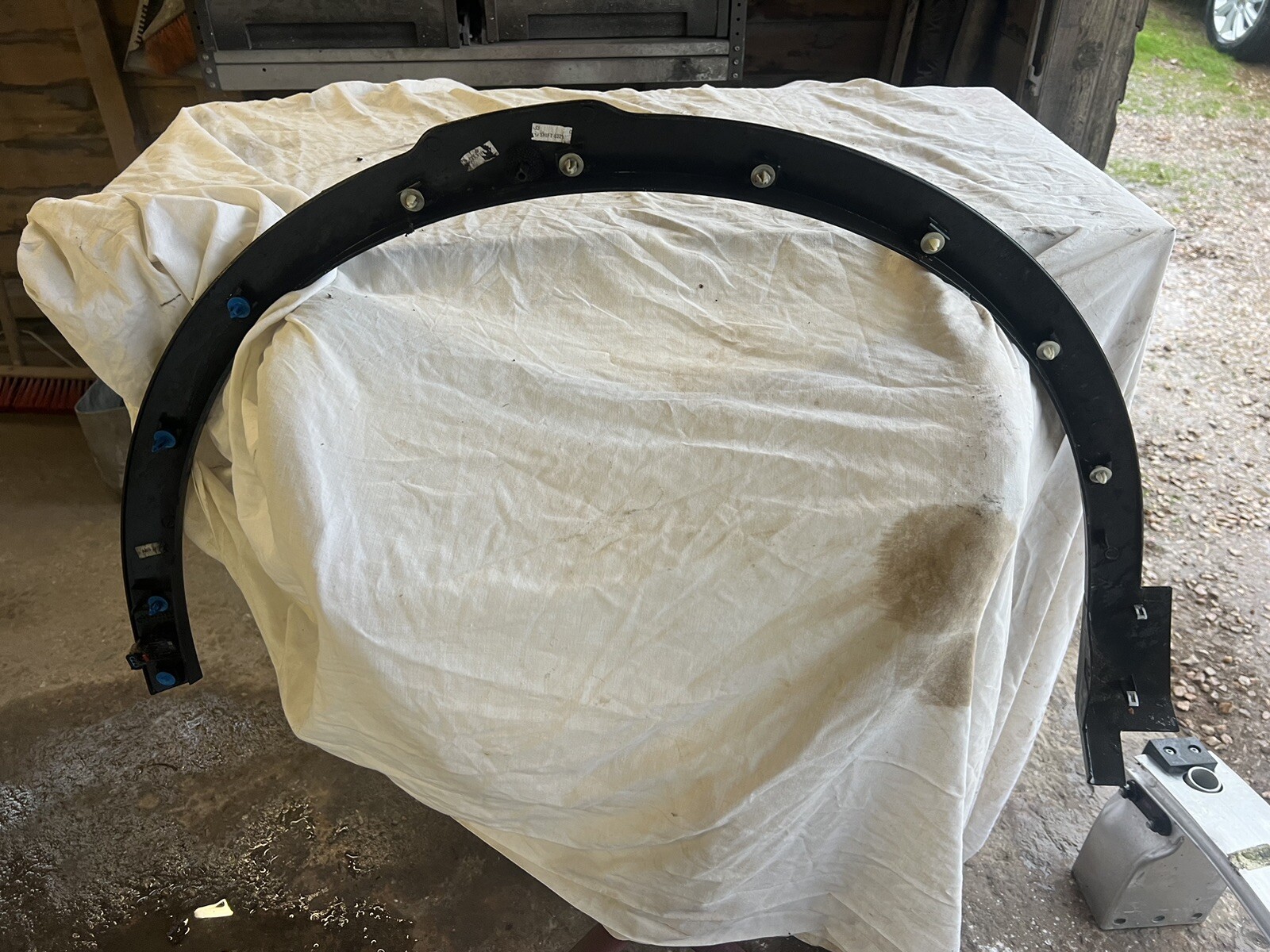 Picture 4 of 6