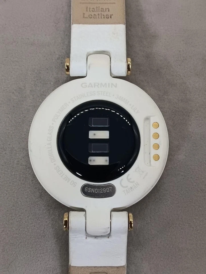 GARMIN Lily Classic White Leather Cream Gold w/Box - Image 4 of 4