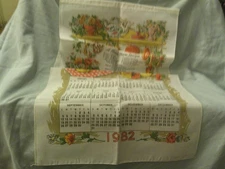 1982 Recipe for Happy Home Kitchen Theme Cloth Calendar Tea Towel Looks NEW!