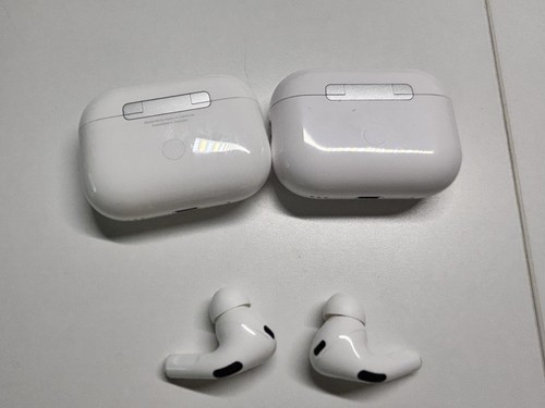 AirPod Pro 2 With 2 Charging Cases (read Description) - Photo 6 sur 7
