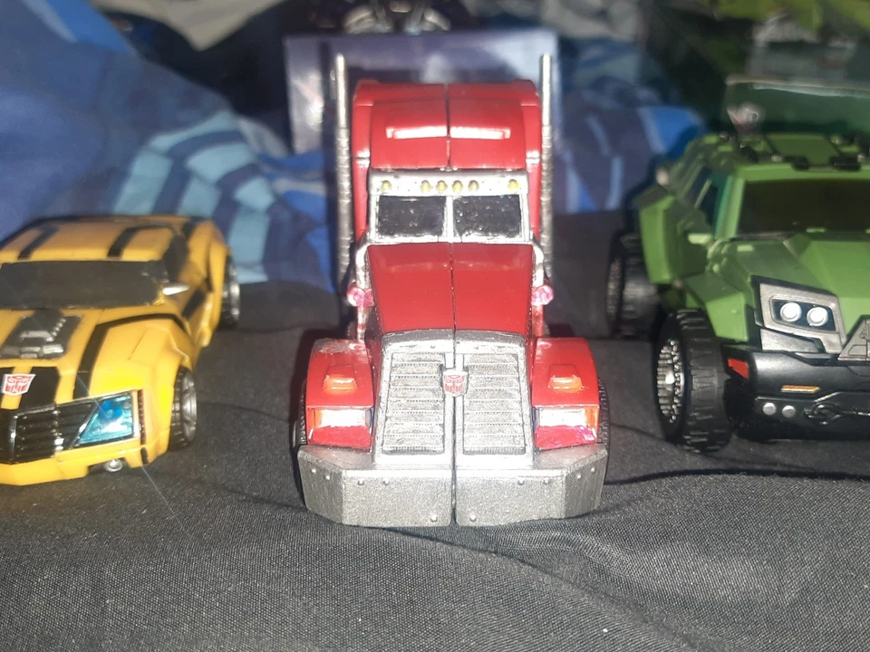 Transformers Prime Optimus Prime custom - Image 3 of 3