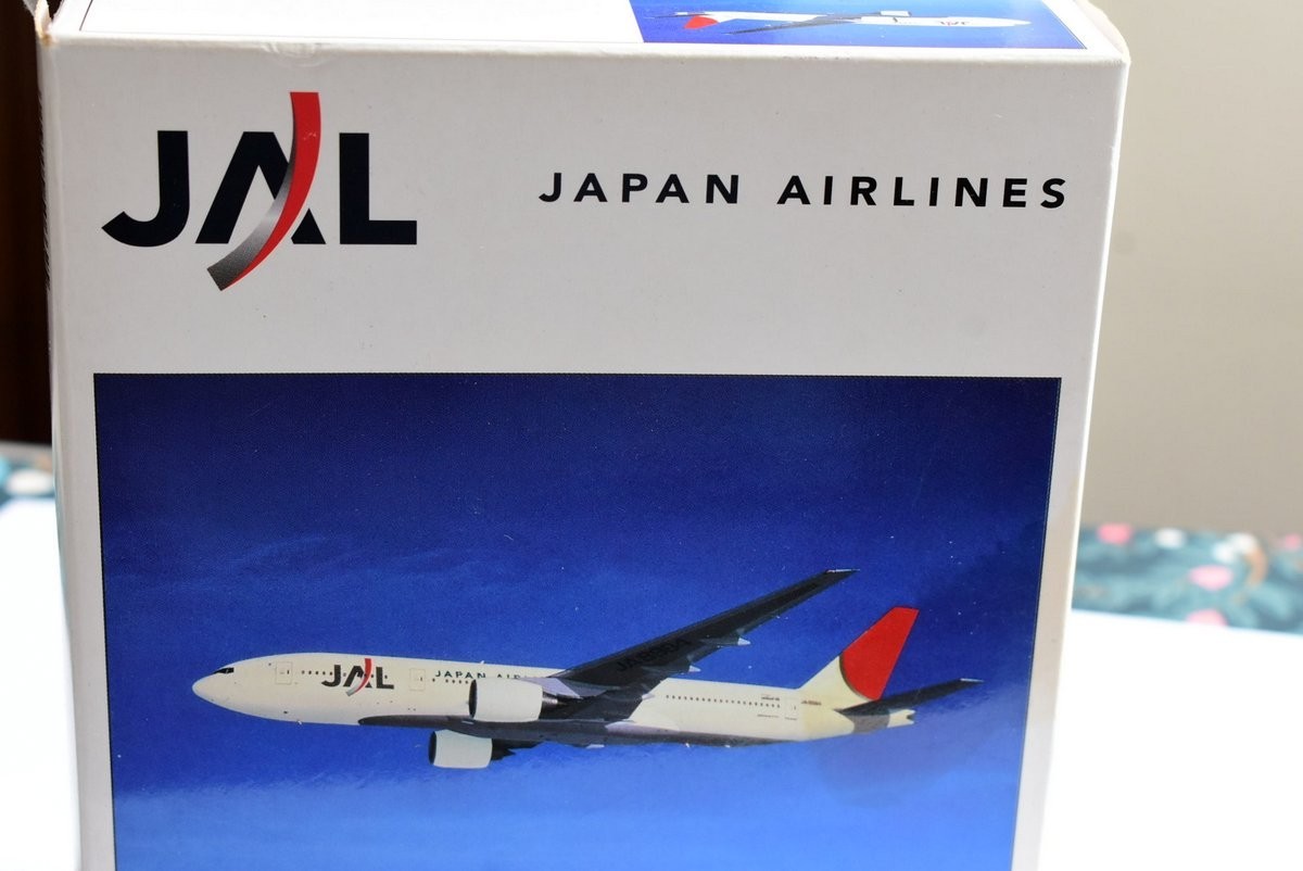 1:500 HERPA 506625 JAL Japan Airlines Boeing 777-200 JA8984 EX