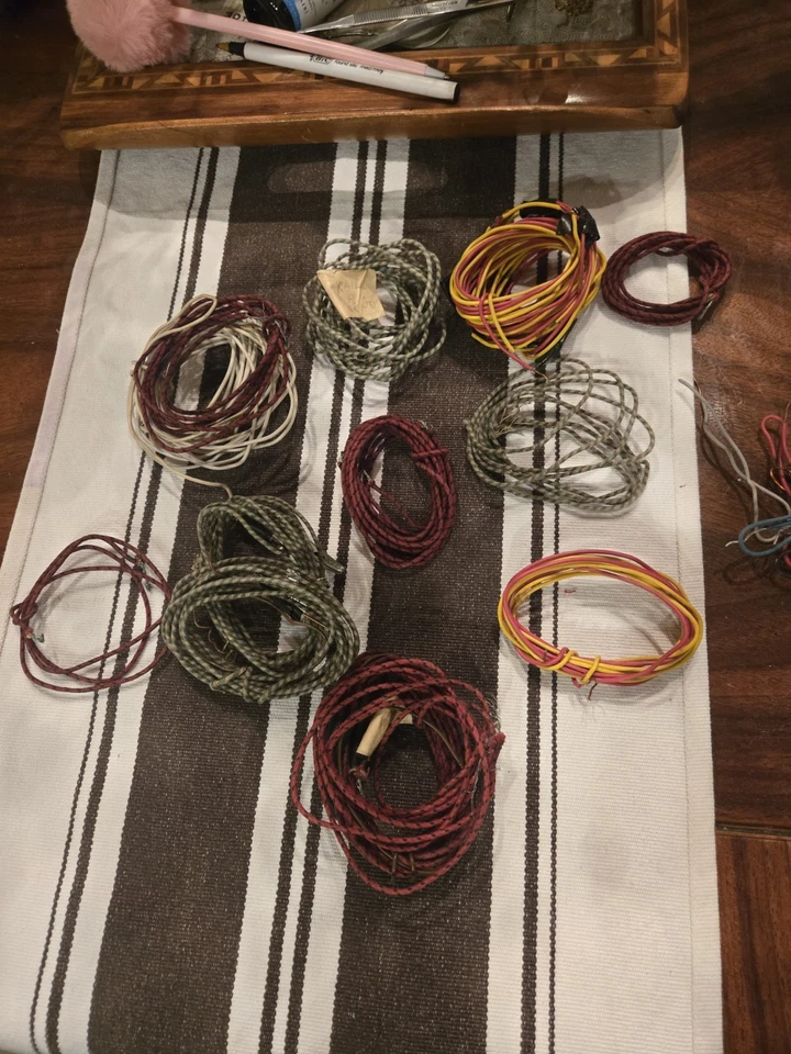 Lot Of Tyco Train Trestle, Track, Bridge, Lamppost And Lots Of Wire! - Image 3 of 4