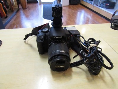 Canon EOS Rebel T5i / EOS 700D 18.0MP Digital SLR Camera - Black 18-55mm lens