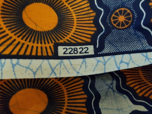 Fabric TEXTIL guaranteed Veritable REAL wax ANGEL african print 77 x 45 inch - Zdjęcie 5 z 6