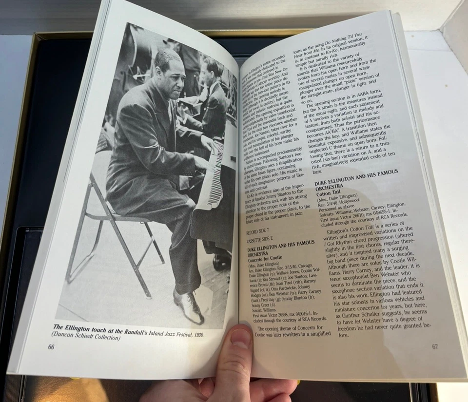 The Smithsonian Collection Of Classic Jazz Revised Box Set/Booklet missing CD 3 Foto 4 de 4