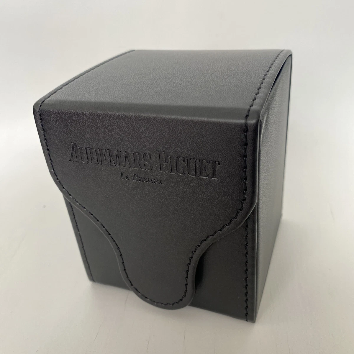 Audemars piguet travel best sale case