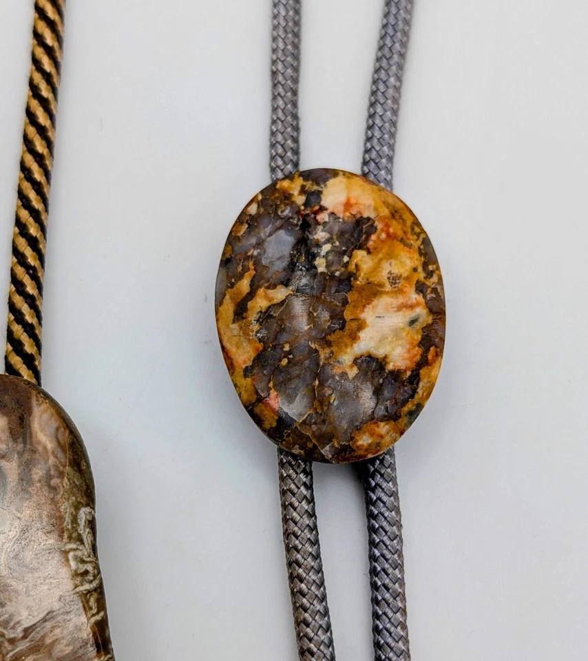 (2) Западные галстуки-боло из натурального камня 34 дюйма шнуры из яшмы и/или агата с металлическими наконечниками - Изображение 4 из 4