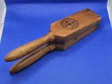 Antique Primitive Wood Citrus Squeezer Lime Juicer Press Tool 11" Kitchen 