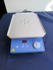 IKA MTS 2/4 D S1 Orbital Shaker Very good condition and guaranteed