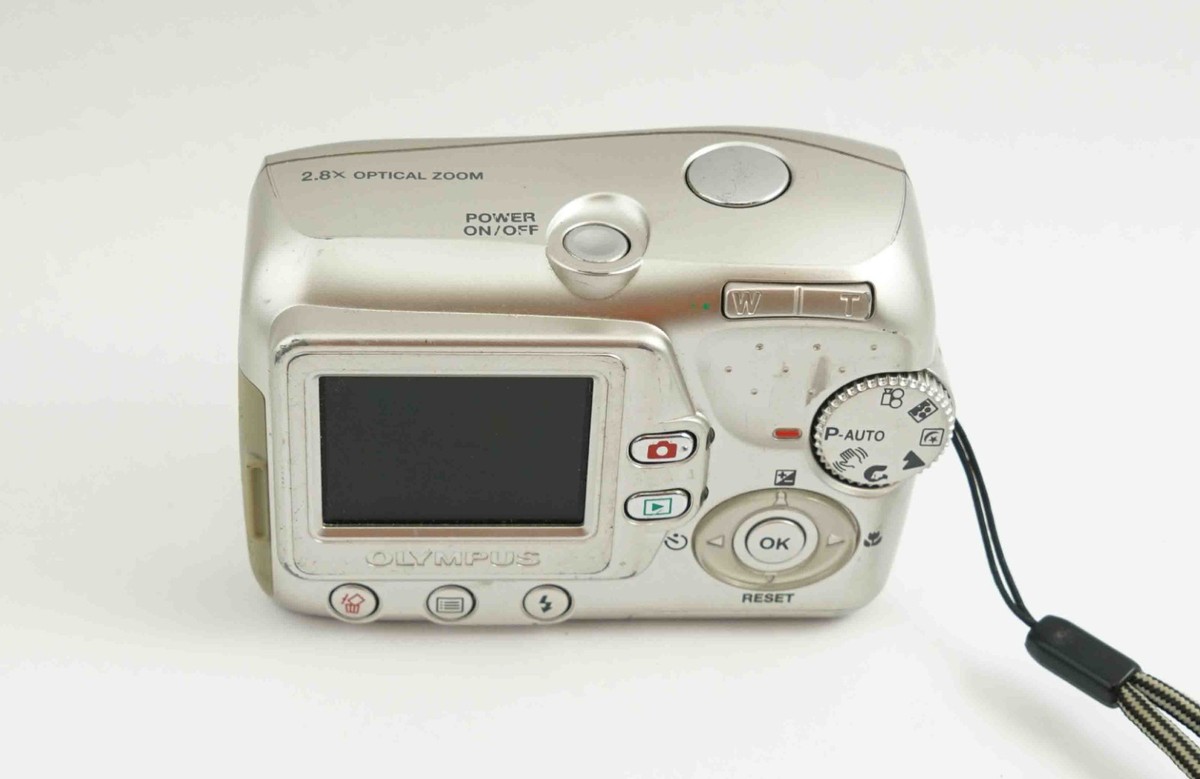きてぃOLYMPUS CAMEDIA FE-115 デジタルカメラ Olympus FE FE-115 5.0MP Digital Camera - Silver for sale