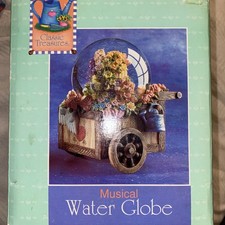 Vintage classic treasures musical water globe plays everything is beautiful