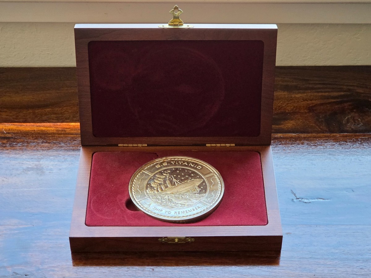 🚢⚓ Vintage Titanic 1 Troy Pound .999 Silver Proof Medallion