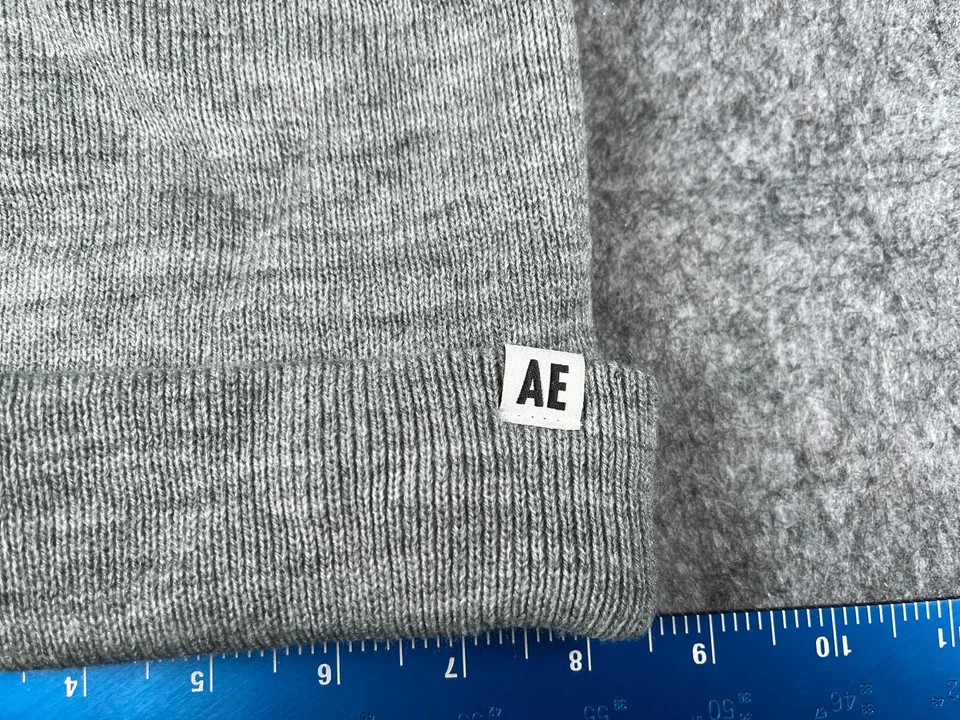 Коньки American Eagle Beanie Toque для взрослых один размер серые вязаные 100% акрил - Изображение 2 из 4