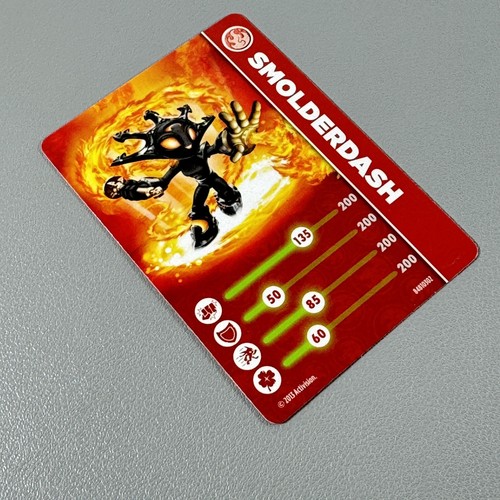 Tarjeta Skylanders SWAP FORCE: Tarjeta de Personaje SMOLDERDASH | Skylanders Oficial - Imagen 4 de 5