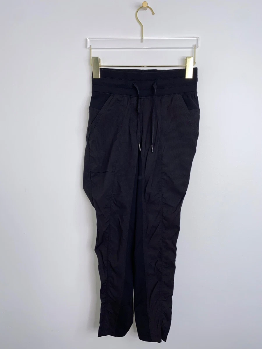 LULULEMON 2 Street To Studio Pant Unlined 26 in Black