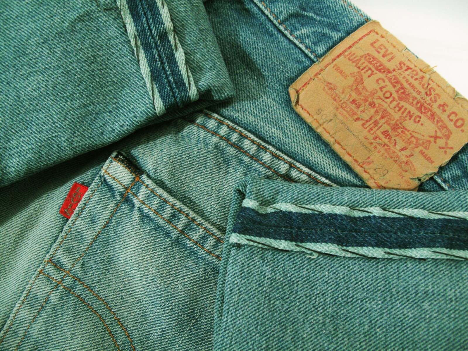 LO ÚLTIMO DE COLECCIÓN AÑOS 80 Pantalones de mezclilla para hombre EE. UU. LEVI'S @ 501 BOTÓN RIBETE 524 29x28 (ajuste 26x28)