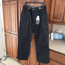NWT men’s turbine FDGB snowboarding ski pants medium black