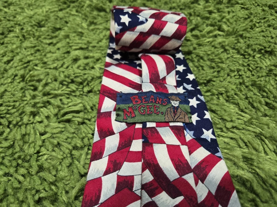 Vtg Beans McGee American Flag Neck Tie - 4th Of July Red White Blue - Patriotic Foto 3 de 3