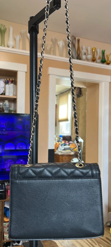 Mossimo Acolchado Negro Imitación Cuero Metal Correa para el Hombro/Cross, Nuevo sin Etiquetas. Foto 2 de 4