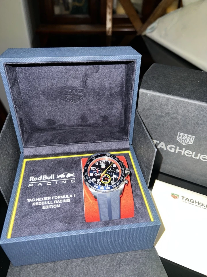Reloj Tag Heuer Formula 1 Edición Red Bull Foto 3 de 4