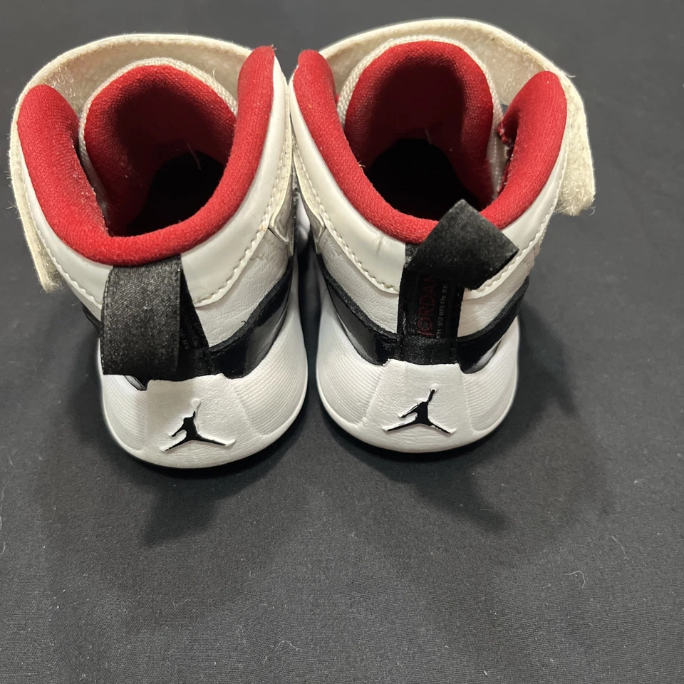 NIKE AIR JORDAN HOPMAN ДВА TREY DQ8433-106 ТУФЛИ МАЛЫШ РАЗМЕР 9C БЕЛЫЙ ТЕМНО-КРАСНЫЙ - Изображение 4 из 4