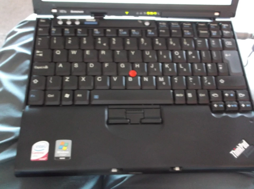 Thinkpad X61S Laptop 1.60 GHz Dual Core 3GB RAM 128GB SSD - Linux Mint 22.2!! - Image 4 of 4