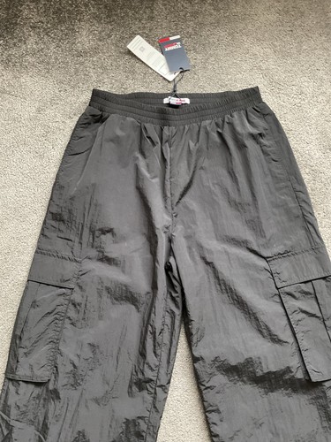 Women’s Tommy Jeans Wide Leg Cargo Trousers In Black Size Medium New With Tags - Picture 5 of 8
