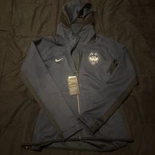 Nike UCONN Huskies Thermaflex Showtime Basketball Jacket Women's M Blue CQ0339