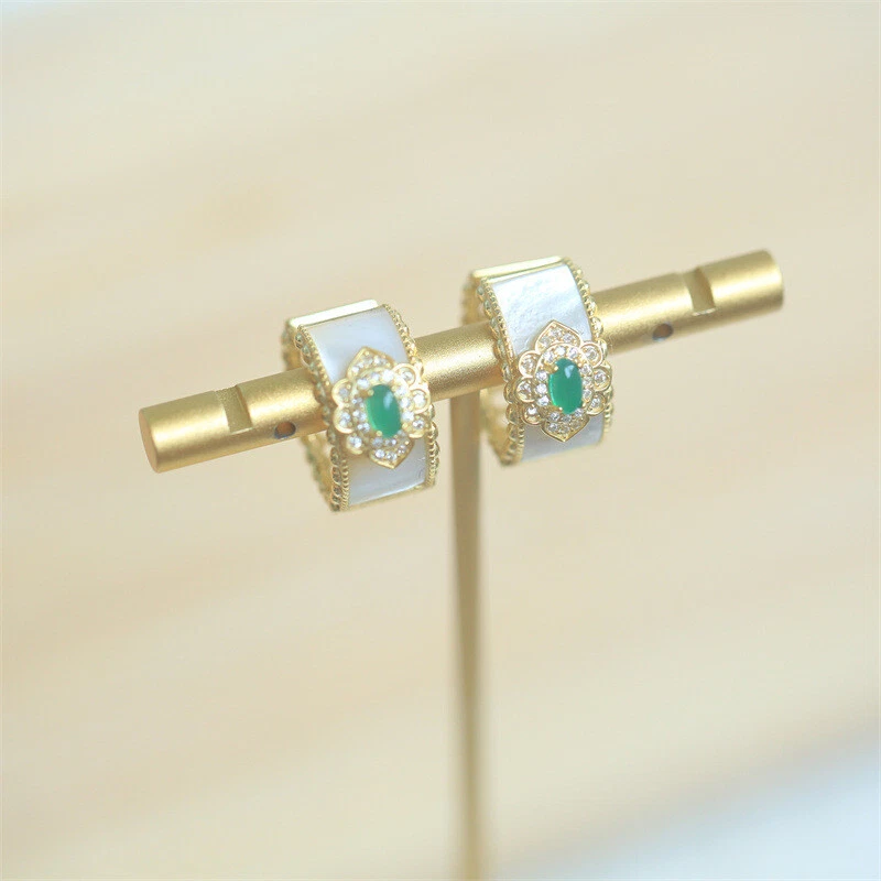 D18 Earrings Flower With Green Agate On White Pearl Silver 925 Gold Plated - Image 4 of 4