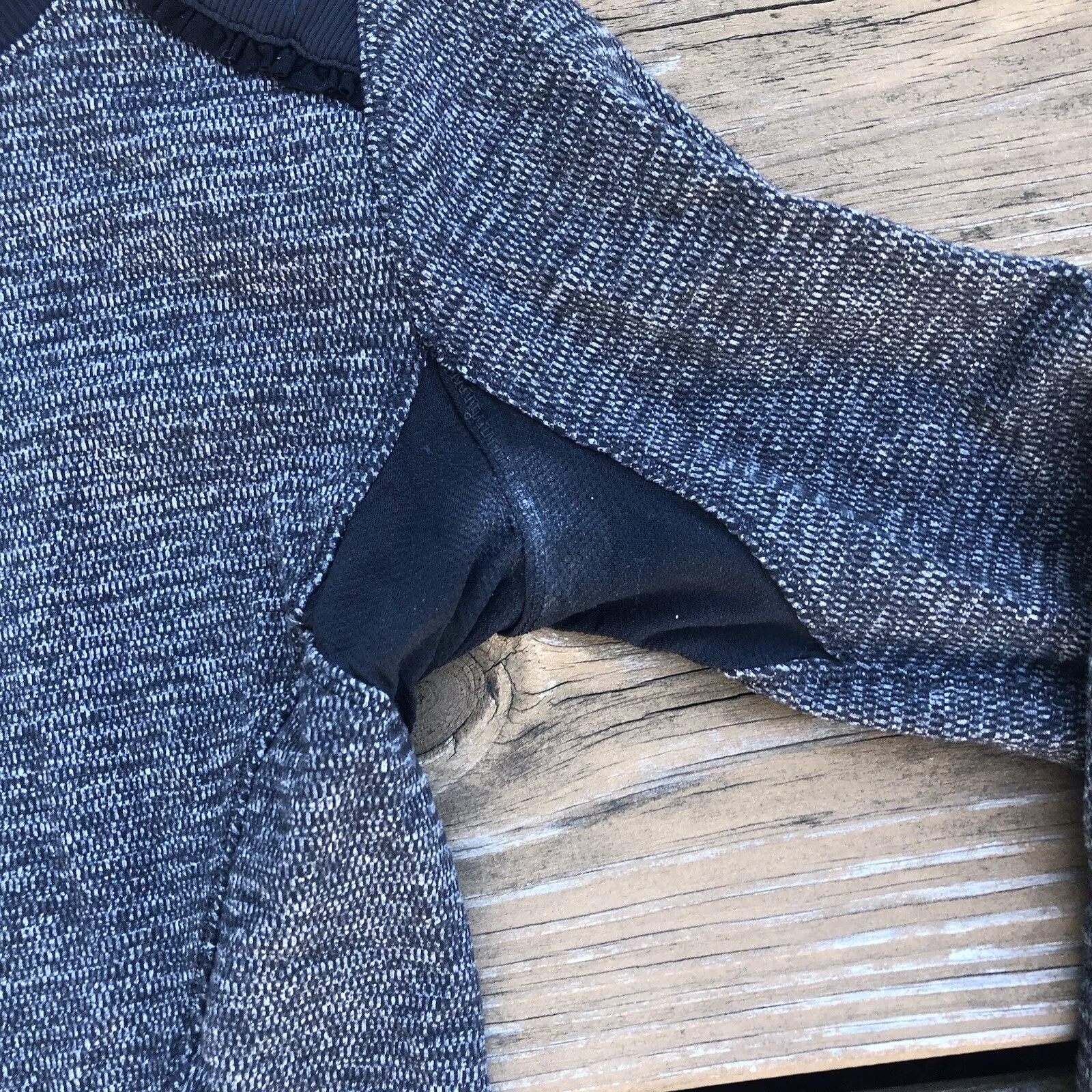 lululemon base runner long sleeve heather black shirt