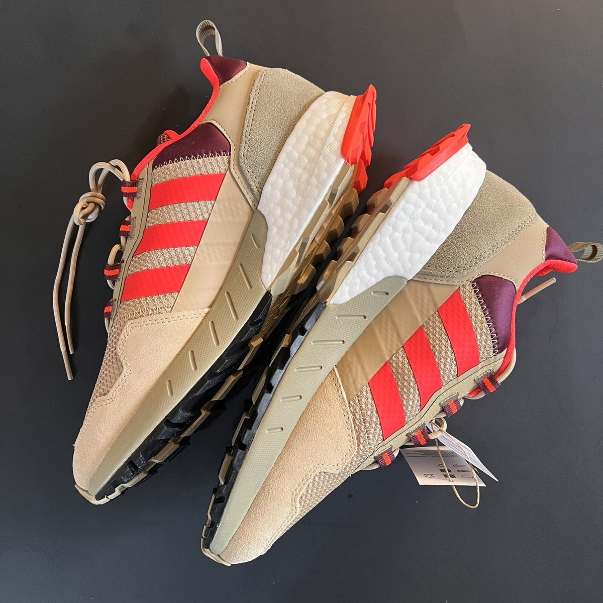 あきでございます。 Adidas Originals ZX 1K Boost Seasonality Men's Sneakers