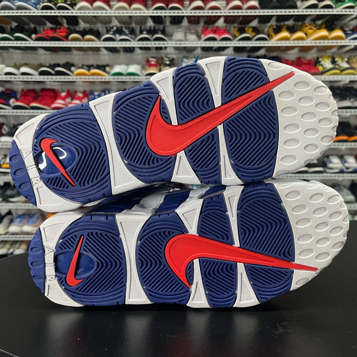 靴 Nike AirMore Uptempo Knicks 921948-101 Nike Air More Uptempo Knicks Men's - 921948-101 - US