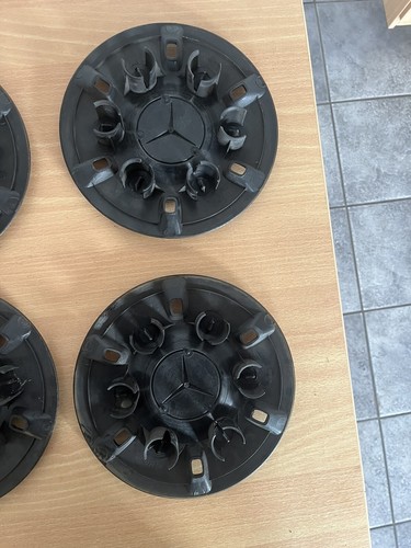 Genuine Mercedes Sprinter Centre Wheel Hub Cap X4 - Picture 10 of 11