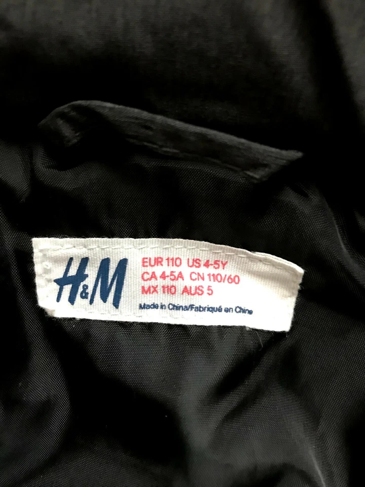 Chaleco H&M Niños Gris Oscuro Ajustable Capucha Acolchado Cremallera Completa Talla 4-5Y Foto 3 de 4