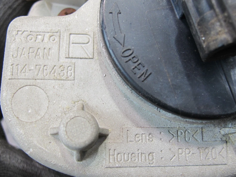 97-00 LEXUS JZZ31L SC400 SC300 JUEGO DE 2 FAROS ANTINIEBLA DELANTEROS DERECHO E IZQUIERDO OEM Foto 4 de 4