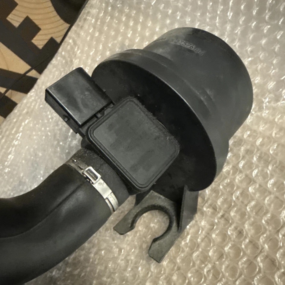 BOMBA INYECCIÓN AIRE SECUNDARIA BMW E46 325ci con sensor y filtro Foto 4 de 4