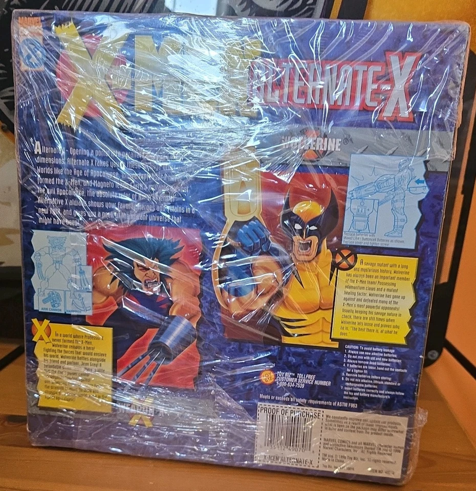 X-Men Alternate X Wolverine (Collector’s Key Chain Included) - Image 2 of 4