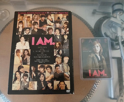 Taeyeon Photocard + I Am. SM Town World Tour DVD Girls Generation SNSD Kpop