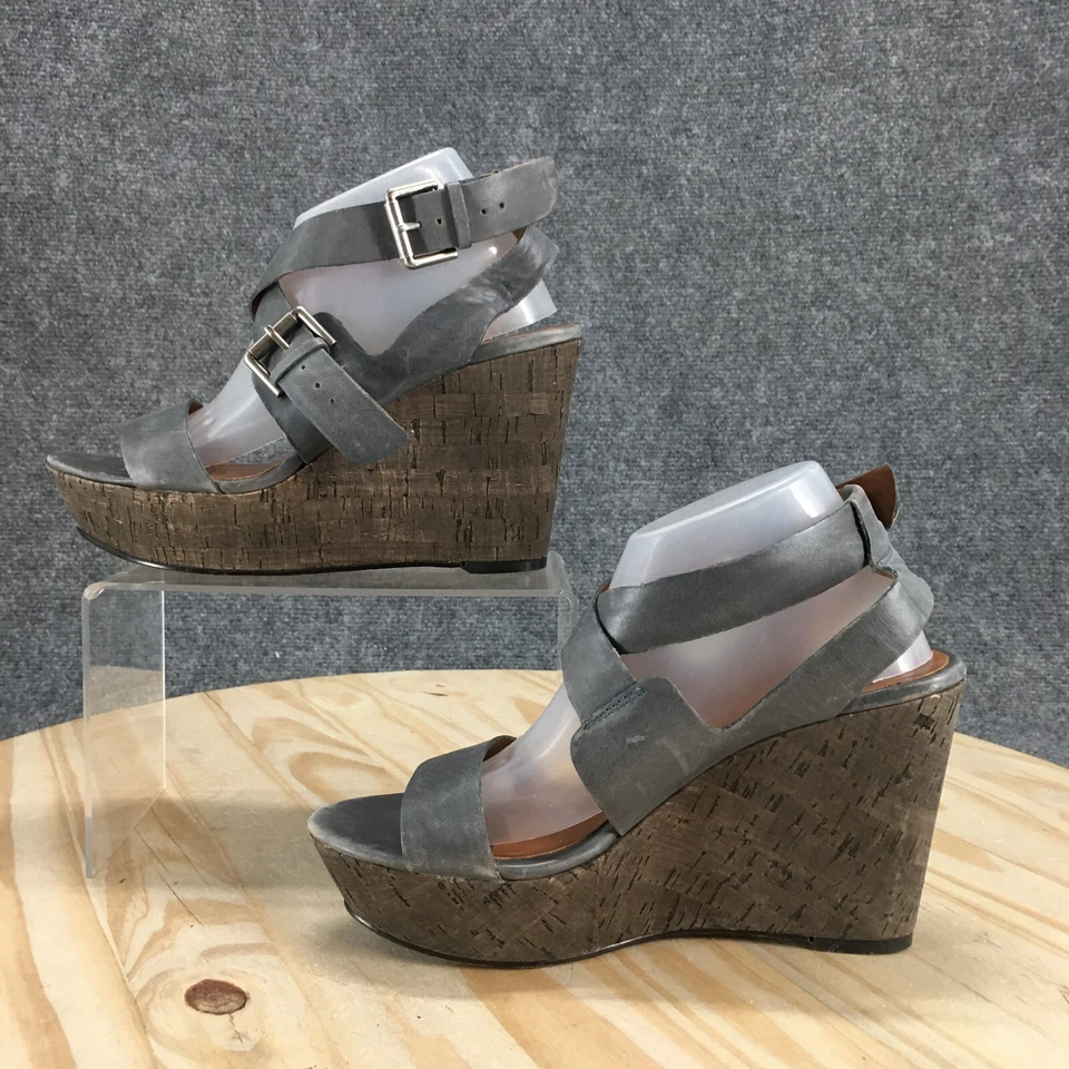 Sandalias Nine West para mujer 5,5 M con correa de hebilla de cuero gris con correa de cuña Foto 2 de 4