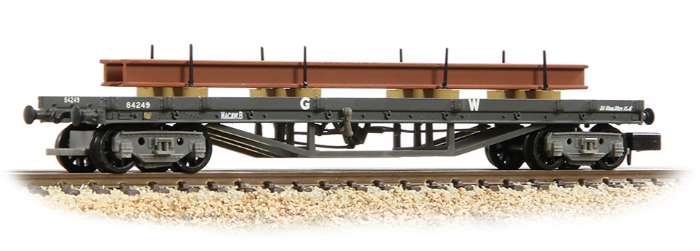 Graham Farish N 373-927D - 30T Macaw B Bogie Bolster GWR Grey, with load