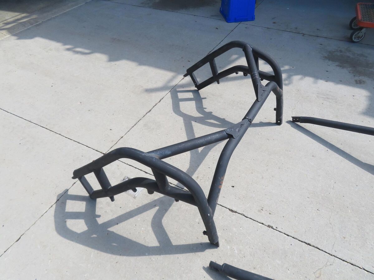EB1289 2013 13 CAN-AM MAVERICK XRS 1000R FRAME AND CAGE VIN EB1289 2013 13 CAN-AM MAVERICK XRS 1000R FRAME AND CAGE VIN